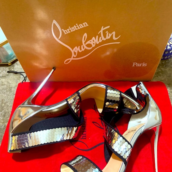 Christian Louboutin  new never worn - Picture 5 of 5